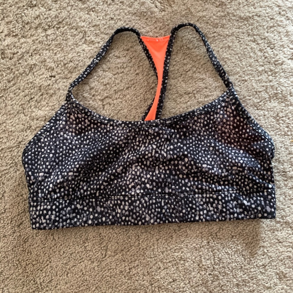 Sports bra